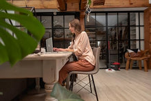 Load image into Gallery viewer, O-Cedar EasyWring Microfiber Spin Mop, Bucket Floor Cleaning System, Red, Gray, Standard