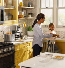 Load image into Gallery viewer, GE 2 Slice Stainless Steel Toaster, Extra Wide Slots for Toasting Bagels, Breads, Waffles & More, 7 Adjustable Shade Settings, Removable Crumb Tray, Countertop Kitchen Essentials, 850 Watts