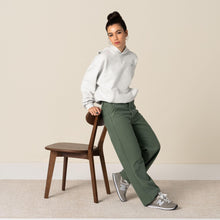 Load image into Gallery viewer, New Balance Women's 574 Core Sneaker, 5 Grey/White