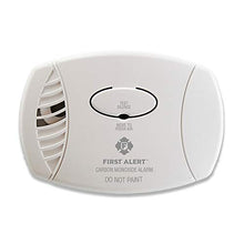 Load image into Gallery viewer, First Alert CO600 Plug-In Carbon Monoxide Detector