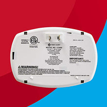 Load image into Gallery viewer, First Alert CO600 Plug-In Carbon Monoxide Detector