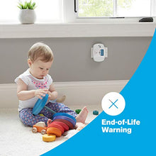 Load image into Gallery viewer, First Alert CO615 Dual-Power Plug-In Carbon Monoxide Detector with Battery Backup and Digital Display, White