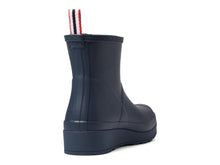 Load image into Gallery viewer, Hunter Footwear Women&#39;s Play Short Rain Boot, Valtameri Blue, 9
