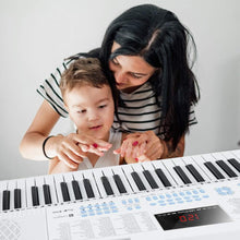 Load image into Gallery viewer, Vangoa VGK611 Piano Keyboard for Beginner, 61 Keys Electric Keyboard Piano Portable Music Keyboard with Mini Lighted Keys, Electronic Piano for Kids Boy Girl, White
