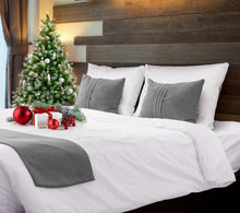 Load image into Gallery viewer, Utopia Bedding Bed Pillows for Sleeping Queen Size (White), Set of 2, Cooling Hotel Quality, Gusseted Pillow for Back, Stomach or Side Sleepers
