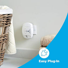 Load image into Gallery viewer, First Alert CO605 Plug-In Carbon Monoxide Detector with Battery Backup , White
