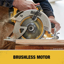 Load image into Gallery viewer, DEWALT 20V MAX 7-1/4-Inch Circular Saw with Brake, Tool Only, Cordless (DCS570B)
