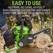 Load image into Gallery viewer, Greenworks 40V 12&quot; Cordless Compact Chainsaw (Great For Storm Clean-Up, Pruning, and Camping), 2.0Ah Battery and Charger Included
